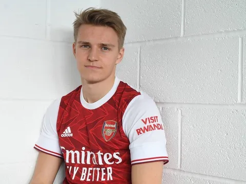 CHÍNH THỨC! Arsenal công bố tân binh thứ 2, chốt luôn số áo cực chất