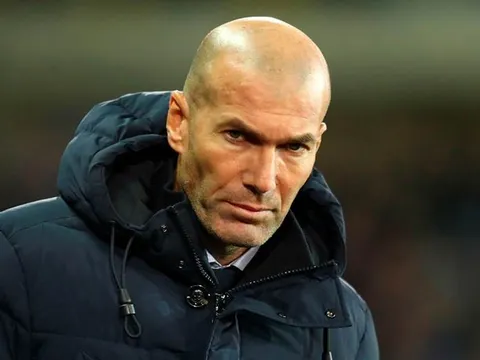 Zidane khiến fan Real lo lắng