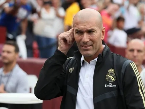 Zidane, đừng để phía trước là vực thẳm!
