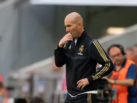 Zinedine Zidane, đừng để sai lầm tiếp diễn!