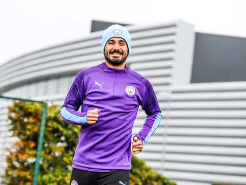 Tập luyện nhưng chỉ thấy dàn sao Man City chủ yếu làm điều này