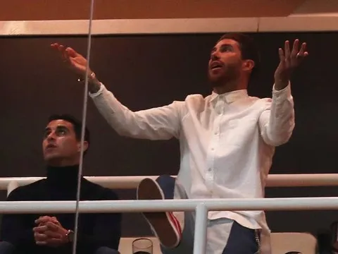 Real Madrid bị loại, Sergio Ramos phản ứng ra sao?