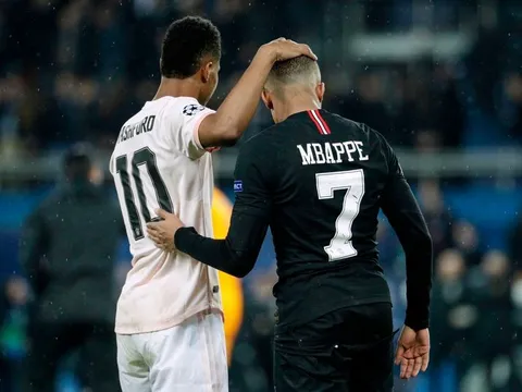 Pogba nói ra sao về Rashford và Mbappe?