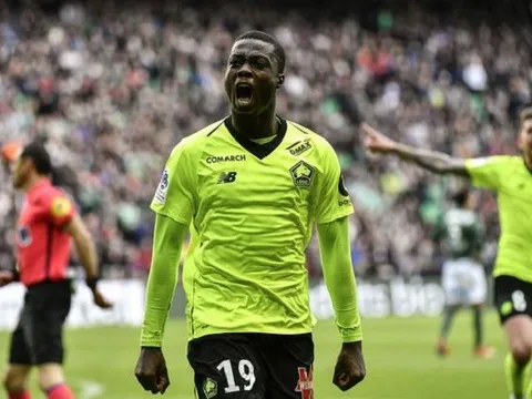 Liverpool đại chiến MU vì ‘’sát thủ’’ Ligue 1