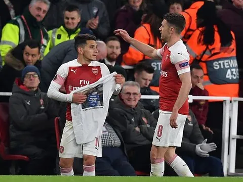 Torreira tri ân ai sau pha lập công trước Napoli?