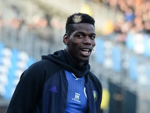 Paul Pogba nhắn tin sốc với các đồng đội