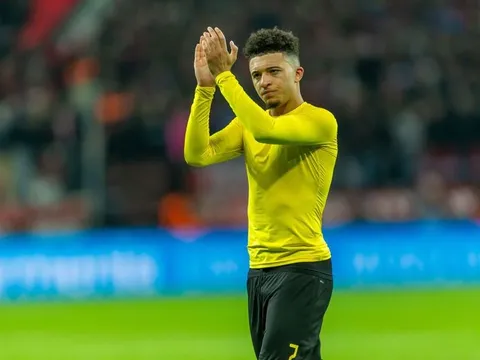 Fan Chelsea: "Không có điểm yếu, hãy tất tay vì siêu cầu thủ đó"