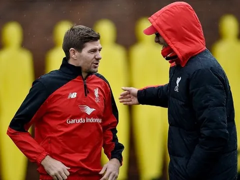 Gerrard: "Tôi và Klopp nói chuyện 90 phút"