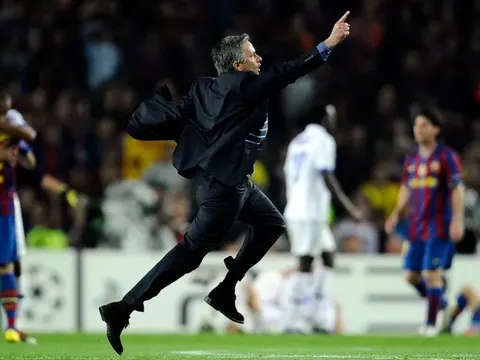 Barca và 5 thất bại khi đá lượt đi trên sân khách: Người cũ MU bay tại Nou Camp!