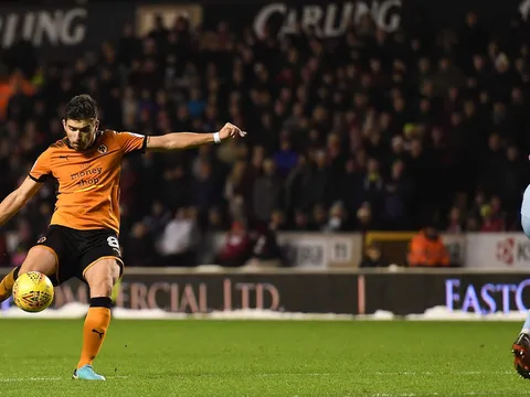 Man Utd có động thái đầu tiên cho "món hời" đỉnh cao của Wolves