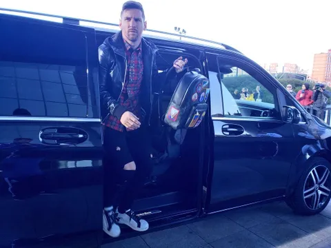 Nhờ VAR giúp đến 2 lần, chủ nhà World Cup mới thắng được Nigeria