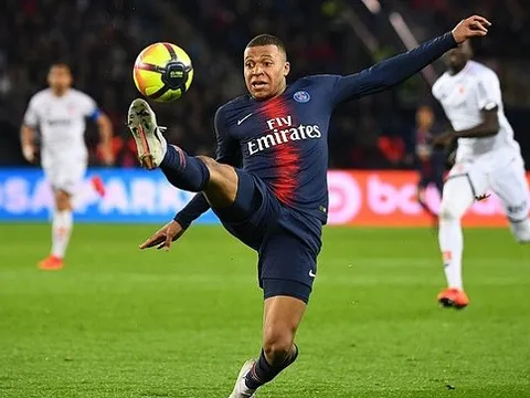 Top 10 cầu thủ giá trị nhất thế giới: CR7 bật bãi, "Messi Ai Cập" vượt mặt bản gốc