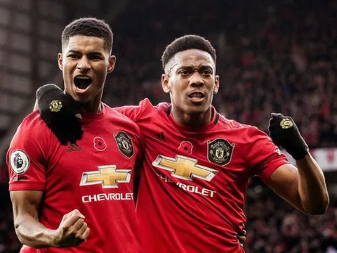 Quan hệ tốt với đại diện, Man Utd sáng cửa mua kẻ biến Maguire thành trò hề