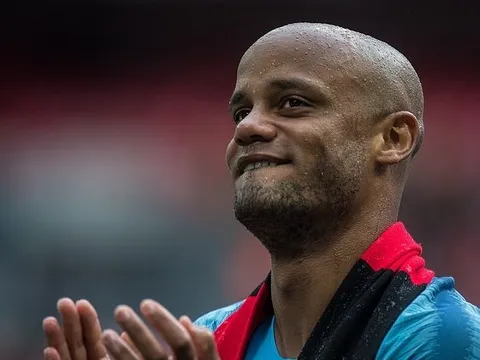 Vincent Kompany – Người phủ sắc xanh cho thành Manchester