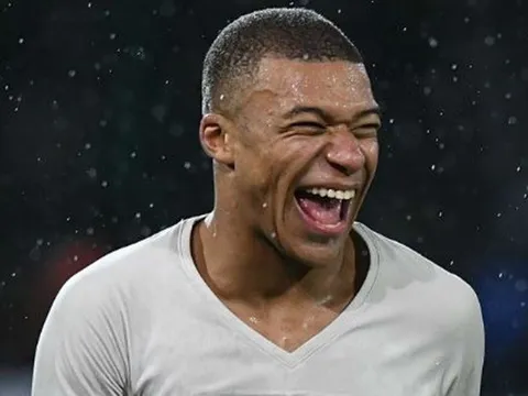 Sự nghiệp chưa lên đã có dấu hiệu lụi tàn của Neymar