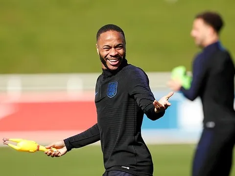 Được nghỉ cuối tuần, dàn sao Man Utd vẫn không quên nhiệm vụ