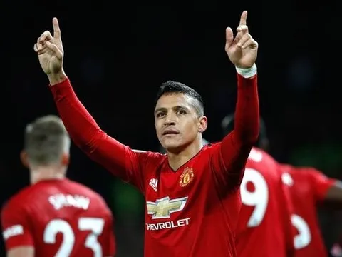 Huyền thoại Bayern Munich bất ngờ chỉ trích cầu thủ Man Utd: Hãy chơi bóng cho đội, đừng vì tiền!