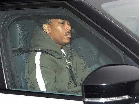 'Tam anh' tái xuất, Quỷ đỏ tự tin phá sập Pháo đài Emirates