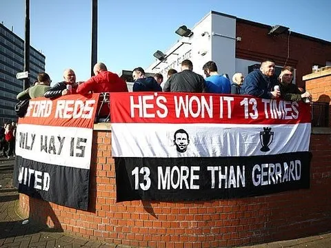 "Anh ấy hơn Gerrard 13 danh hiệu Premier League"