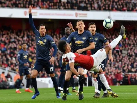 HLV Lille phát biểu lấp lửng, Man Utd có cơ hội chiêu mộ "Yaya Toure 2.0"?