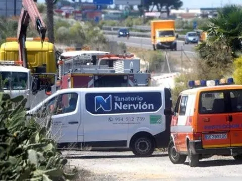 Hiện trường tang thương nơi Jose Antonio Reyes gặp nạn