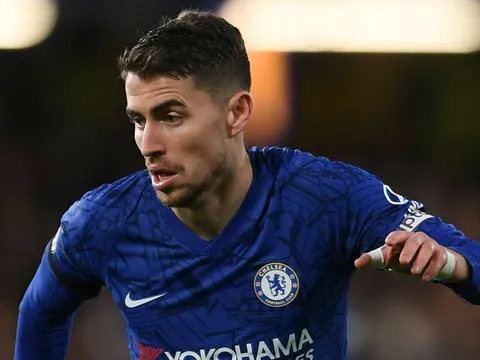 "1 điểm trước Arsenal là thất bại của Chelsea"