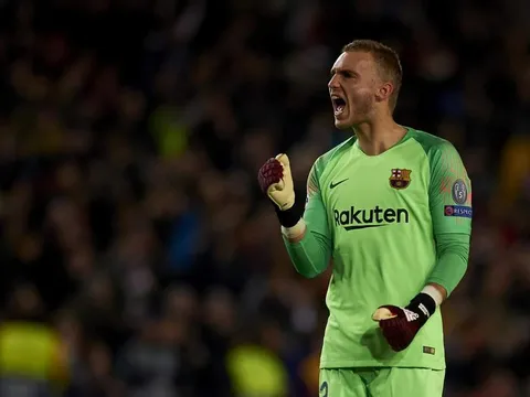 Barca đặt giá khởi điểm khó tin cho "siêu dự bị"