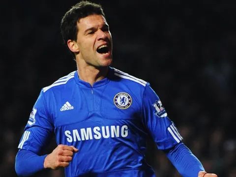 Mượn Michael Ballack, Paul Merson khuyên Chelsea né gấp bom tấn 80 triệu bảng
