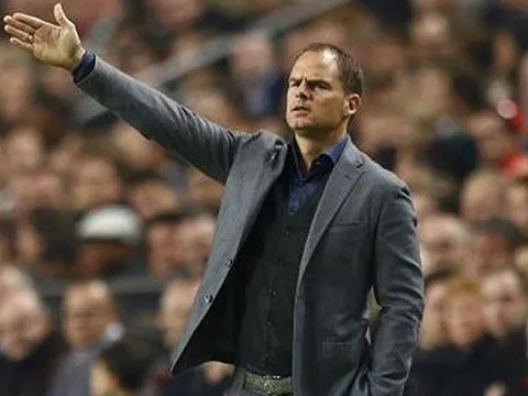 Jamie Carragher: "Ngày Liverpool vô địch, hắn sẽ trốn đến Papua New Guinea"