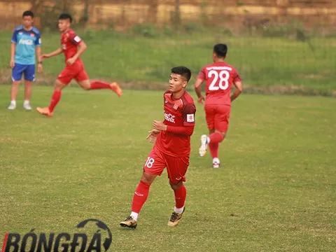 Ole không trọng dụng "thần đồng Man Utd", Barca và Chelsea liền có động thái