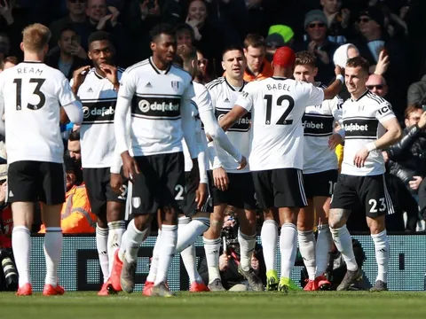 10 khoảnh khắc ấn tượng nhất vòng 34 Premier League: Cầu vồng muộn màng tại thành London