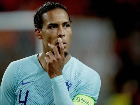 10 ứng cử viên hàng đầu cho danh hiệu Ballon d'Or: 1 thủ môn góp mặt, Ronaldo ngoài top 3