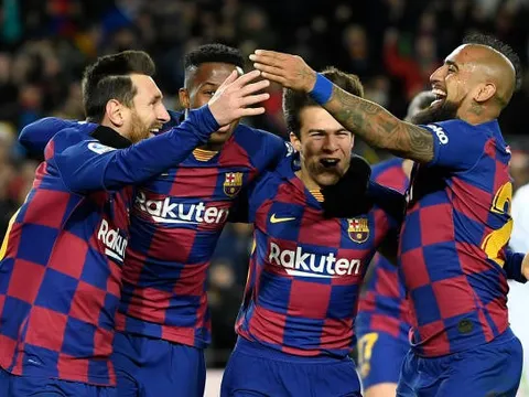 Messi tỏa sáng, Barcelona có thắng lợi đầu tiên dưới triều đại mới
