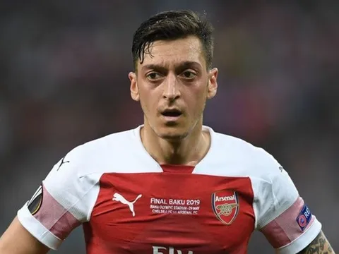 "100% cái tên đó sẽ ở lại Arsenal"