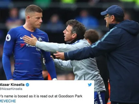 Tiền vệ Chelsea liên tục bị la ó ở Goodison Park