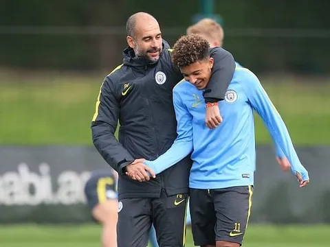 Giữ chân Sancho, Diaz, Brooks,... Man City đã có đội hình học viện 300 triệu bảng