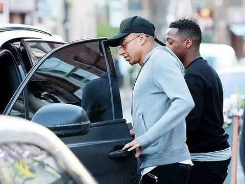 Gạt qua nỗi đau chấn thương, Lingard tìm thú tiêu khiển bên bạn bè