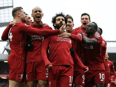 Mohamed Salah lập siêu phẩm nổ tung cầu trường, Liverpool nhấn chìm Chelsea trong hiệp hai