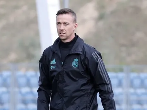 Dù bị sa thải, huyền thoại Real vẫn "chơi đẹp" với "Đại bàng đen"