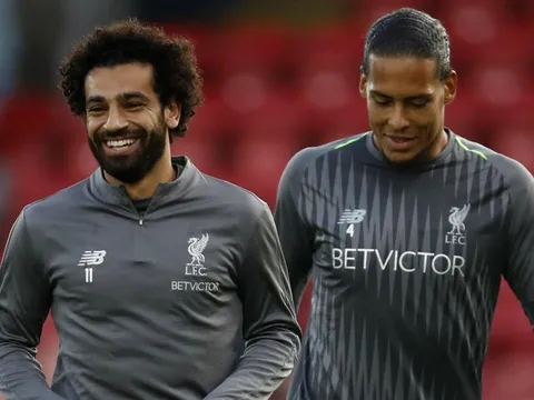 Salah đưa ra cảnh báo cho Van Dijk sau giải thưởng từ PFA