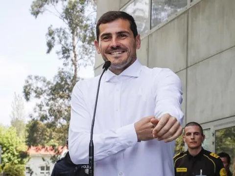 NHM Tây Ban Nha đồng lòng, yêu cầu LĐBĐ làm một điều với "Thánh Iker"