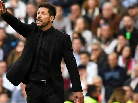 Thắng trận, fan Real đồng thanh nói một lời khiến Simeone "im như tờ"