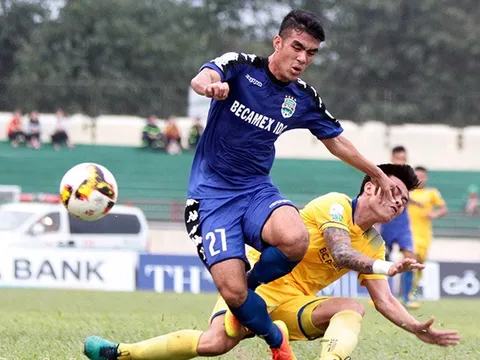 16h30 ngày 07/03, SLNA vs B.Bình Dương: Long tranh, Hổ đấu