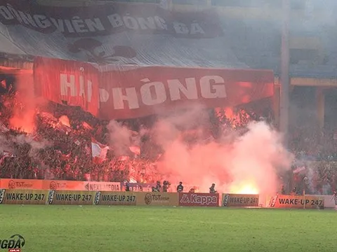 Hà Nội đá sân không khán giả vì CĐV Hải Phòng: "Quýt làm, cam chịu"?