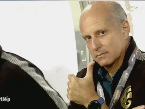 Hoàng Đức ghi bàn, HLV Thái Lan phản ứng không thể tin nổi