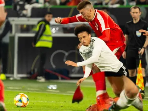 Rõ chấn thương của Leroy Sane sau khi bị triệt hạ