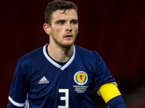 Huyền thoại Chelsea ngồi vào ghế nóng, Andrew Robertson đã thấy 'mặt trời'