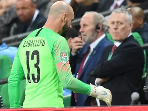 Caballero nói gì khi được thay Kepa bắt chính trận gặp Leicester?