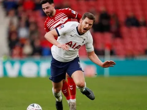 Hòa như thua, fan Tottenham điên tiết: "Pochettino đã đúng, cậu ta quá hết thời"