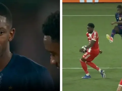 Dembele tấu hài vụ Davies chạm tay và lập cú đúp